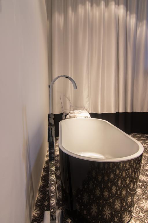 Rabbit Carrot Gun Aparthotel Singapore Rom bilde