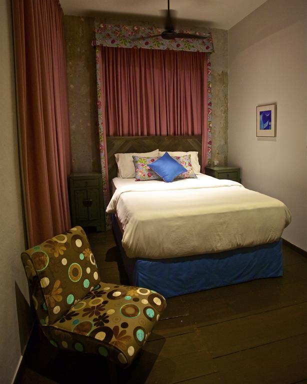 Rabbit Carrot Gun Aparthotel Singapore Rom bilde